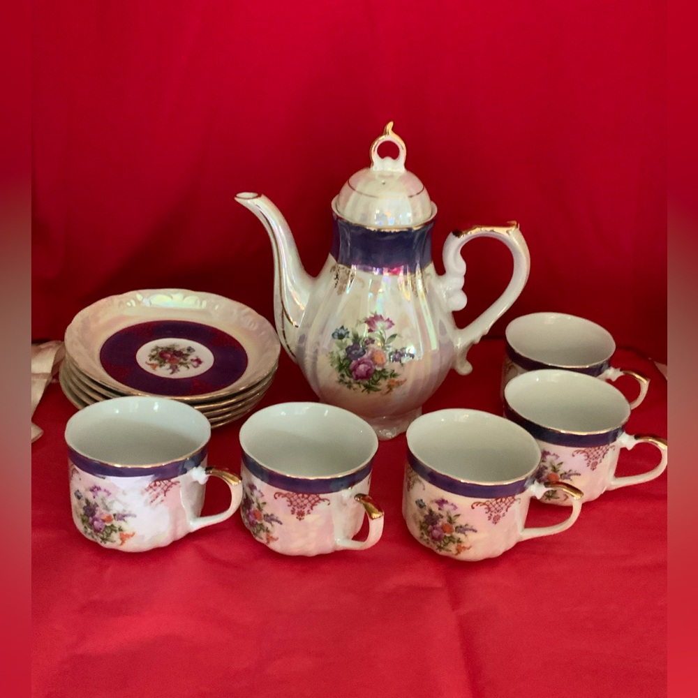 12 PIECE CHINA